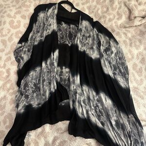 Black and White Tie-Dye Kimono